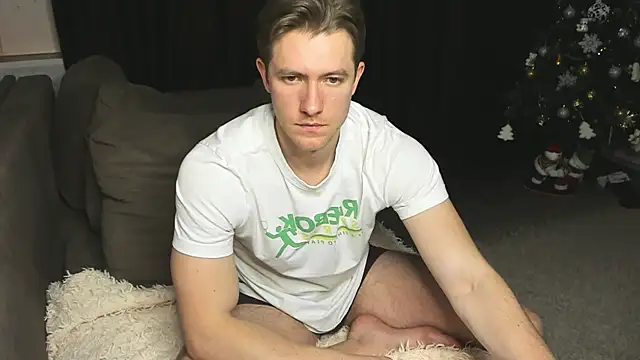 Snapshot of EthanPinkman chatting on December 17, 2024, 9:50 am EthanPinkman online show from December 17, 2024, 9:50 am