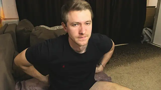 Snapshot of EthanPinkman chatting on February 24, 2025, 7:44 am EthanPinkman online show from February 24, 2025, 7:44 am