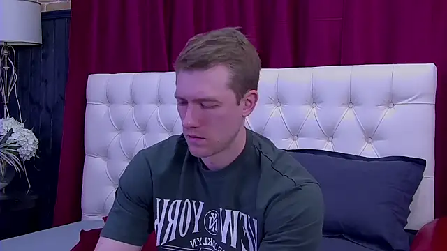 EthanPinkman online show from October 5, 2025, 5:17 am