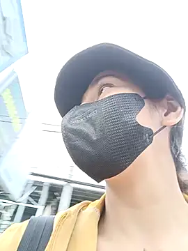 Snapshot of 2HotAsain4u chatting on December 26, 2024, 1:40 am 2HotAsain4u online show from December 26, 2024, 1:40 am