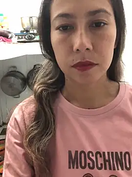 Snapshot of 2HotAsain4u chatting on January 1, 2025, 1:27 pm 2HotAsain4u online show from January 1, 2025, 1:27 pm