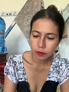 Snapshot of 2HotAsain4u chatting on January 21, 2025, 1:29 am 2HotAsain4u online show from January 21, 2025, 1:29 am