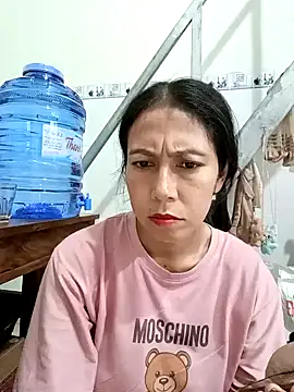 Snapshot of 2HotAsain4u chatting on January 25, 2025, 2:36 pm 2HotAsain4u online show from January 25, 2025, 2:36 pm