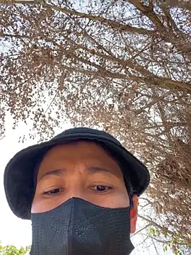 Snapshot of 2HotAsain4u chatting on February 9, 2025, 3:22 am 2HotAsain4u online show from February 9, 2025, 3:22 am