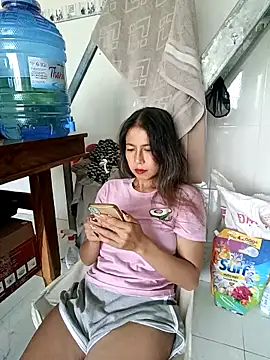 Snapshot of 2HotAsain4u chatting on February 15, 2025, 1:21 am 2HotAsain4u online show from February 15, 2025, 1:21 am