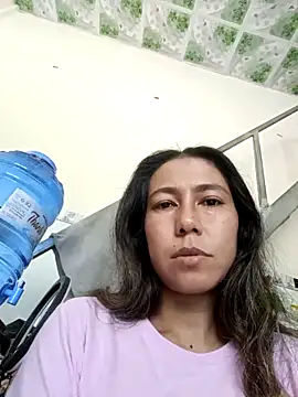 Snapshot of 2HotAsain4u chatting on March 1, 2025, 2:04 am 2HotAsain4u online show from March 1, 2025, 2:04 am