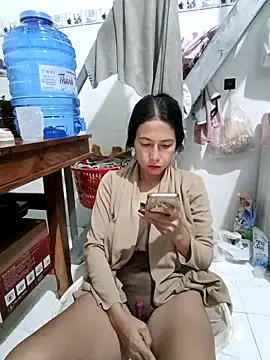 Snapshot of 2HotAsain4u chatting on March 2, 2025, 10:05 pm 2HotAsain4u online show from March 2, 2025, 10:05 pm