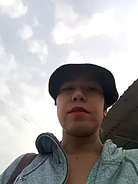 Snapshot of 2HotAsain4u chatting on March 23, 2025, 12:36 am 2HotAsain4u online show from March 23, 2025, 12:36 am