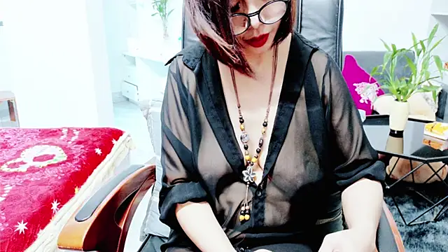 Miu-Le online show from June 19, 2026, 7:34 am