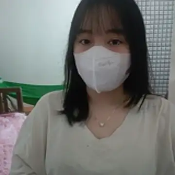 Kajisu 26 online show from November 9, 2025, 1:15 am