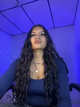 Snapshot of Riana_Kean chatting on January 18, 2025, 4:48 am Riana Kean online show from January 18, 2025, 4:48 am