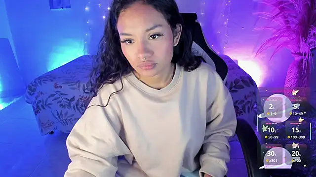 Riana Kean online show from December 4, 2025, 5:17 am