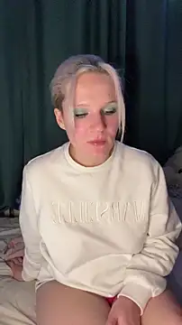 MrMrsRight online show from December 20, 2024, 7:17 pm