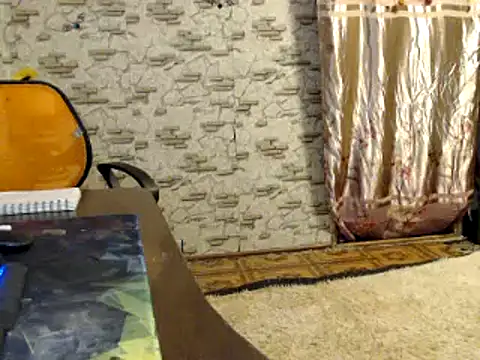 Snapshot of _Kitti_ chatting on December 5, 2024, 4:01 pm Kitti online show from December 5, 2024, 4:01 pm