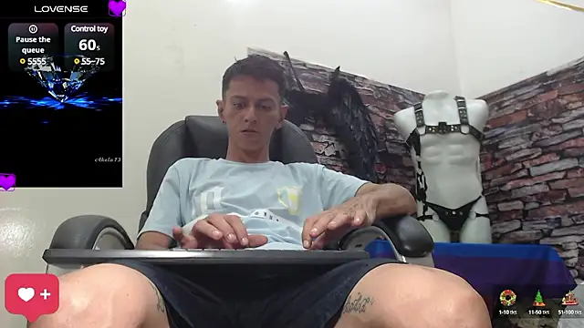 andy dwels777 online show from December 8, 2024, 8:04 pm