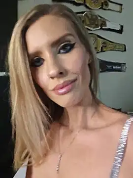 Snapshot of ellieconradxo chatting on July 27, 2026, 4:58 pm ellieconradxo online show from July 27, 2026, 4:58 pm