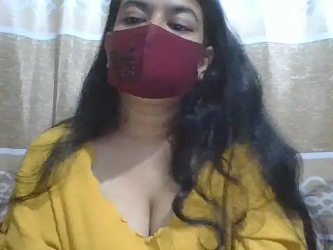 A-sweetgirl online show from November 19, 2025, 6:19 pm