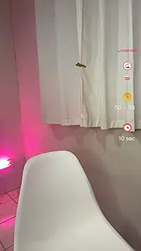 ninapego online show from February 12, 2025, 11:41 pm