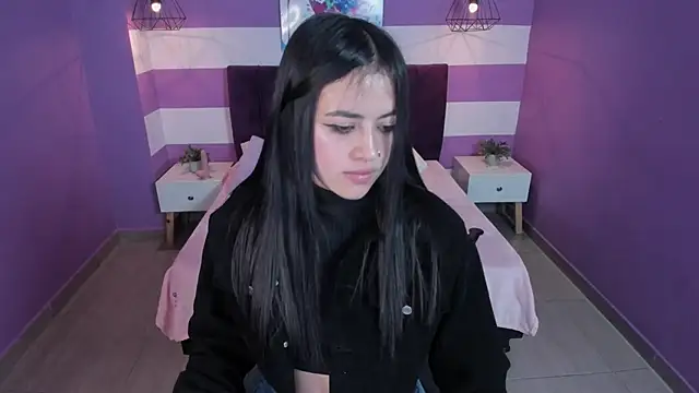 Snapshot of Alli_cooper chatting on January 16, 2025, 1:04 pm Alli cooper online show from January 16, 2025, 1:04 pm