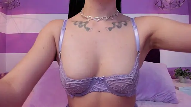 Snapshot of Alli_cooper chatting on January 21, 2025, 3:10 pm Alli cooper online show from January 21, 2025, 3:10 pm