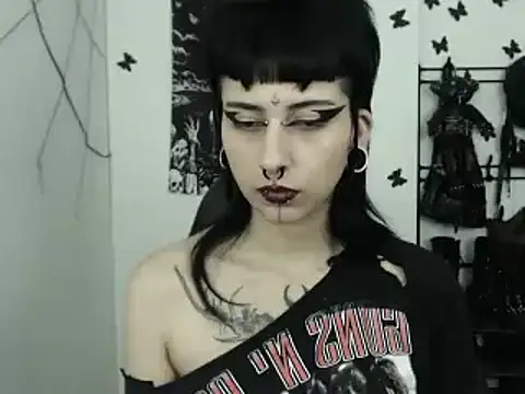 Snapshot of n0sferatus__ chatting on October 7, 2025, 3:14 am n0sferatus online show from October 7, 2025, 3:14 am