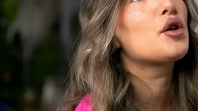 KellyMathews online show from February 26, 2026, 2:54 am