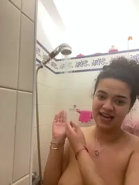 rafamarianoofc online show from February 26, 2025, 8:22 pm