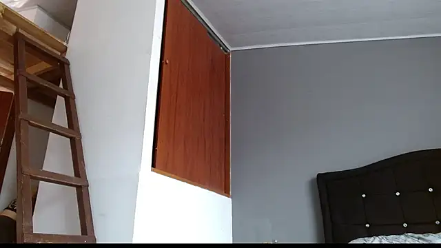 Emilia 1995 online show from July 8, 2026, 3:27 pm