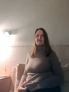 Evelina cute online show from January 6, 2026, 5:16 pm