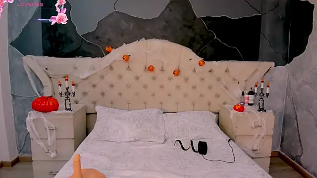 AmberGreyy  online show from October 11, 2025, 1:20 pm