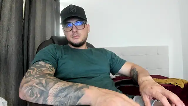 Teilor Creed online show from November 5, 2025, 8:20 pm