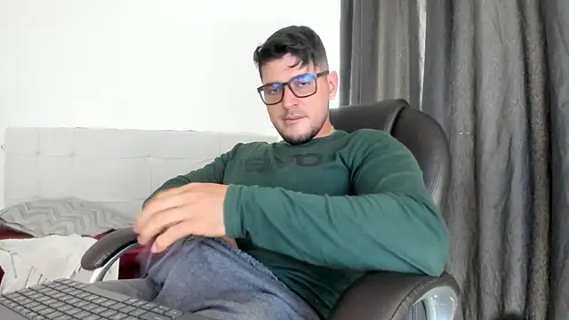 Teilor Creed online show from March 30, 2026, 8:43 pm