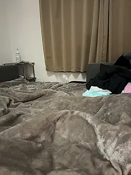 NANAchan R online show from March 1, 2026, 9:22 am