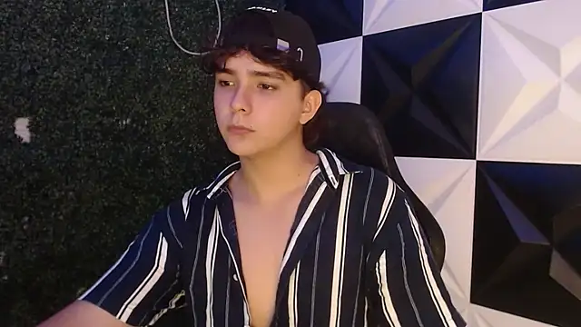 Dani cumboy online show from February 24, 2025, 1:46 am