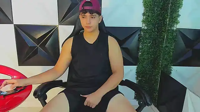 Dani cumboy online show from September 25, 2025, 2:10 pm