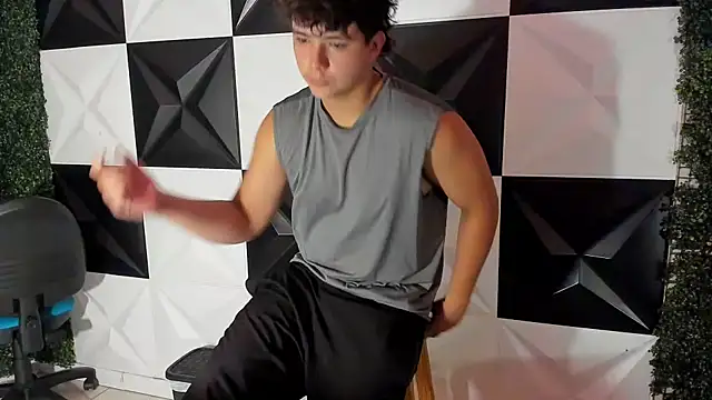 Dani cumboy online show from October 25, 2025, 2:13 pm