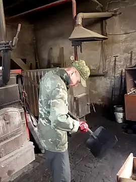 MityaXLoves online show from April 9, 2026, 6:19 am