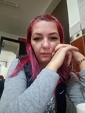 Snapshot of Evadesirex46 chatting on November 11, 2025, 7:19 am Evadesirex46 online show from November 11, 2025, 7:19 am