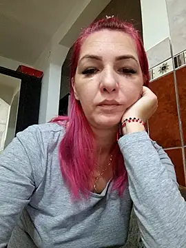 Snapshot of Evadesirex46 chatting on November 15, 2025, 6:44 am Evadesirex46 online show from November 15, 2025, 6:44 am