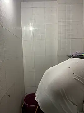 Snapshot of dick69lil chatting on April 11, 2026, 2:27 am dick69lil online show from April 11, 2026, 2:27 am