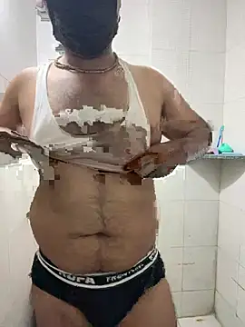 Snapshot of dick69lil chatting on April 15, 2026, 2:29 am dick69lil online show from April 15, 2026, 2:29 am