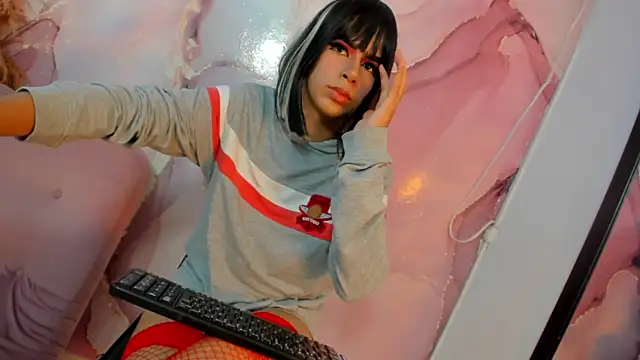 Snapshot of Tiff_Valentine chatting on February 22, 2025, 5:12 am Tiff Valentine online show from February 22, 2025, 5:12 am