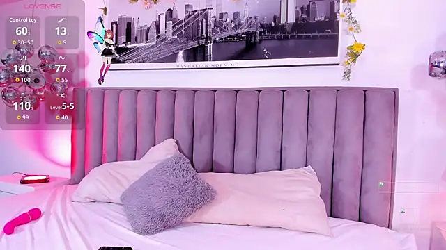 MandyWester online show from September 24, 2025, 8:56 pm