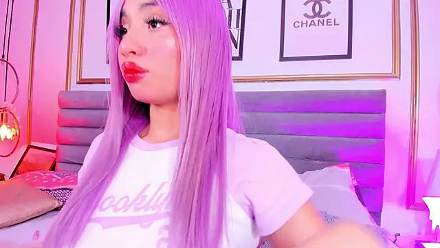 MandyWester online show from November 12, 2025, 10:30 pm