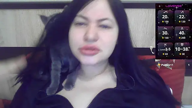 German Eva online show from October 13, 2025, 5:57 pm