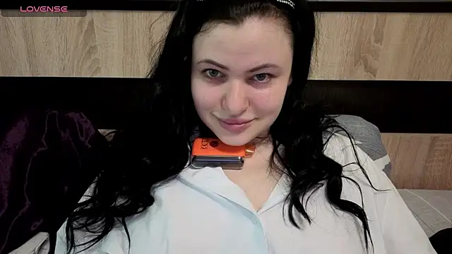 Snapshot of German_Eva chatting on May 16, 2026, 1:32 pm German Eva online show from May 16, 2026, 1:32 pm