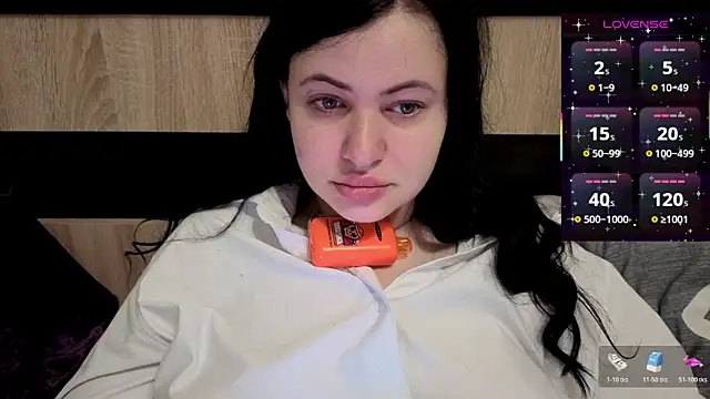 Snapshot of German_Eva chatting on May 17, 2026, 1:18 pm German Eva online show from May 17, 2026, 1:18 pm