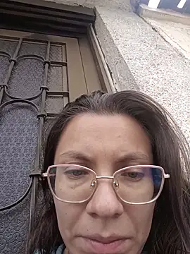 karlamorris  online show from December 22, 2025, 1:30 pm