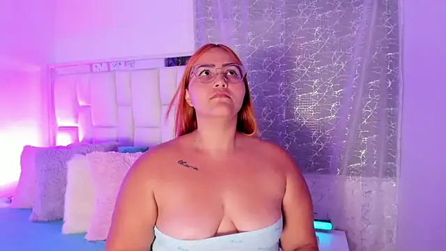 LeahxBarker online show from October 28, 2025, 2:26 am