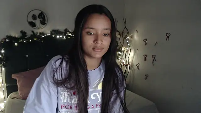 Snapshot of mia_sweetdc chatting on December 14, 2024, 8:29 pm mia sweetdc online show from December 14, 2024, 8:29 pm